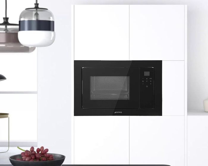 Lò vi sóng có nướng âm tủ Smeg FMI120N2 20 Lít có thiết kế hiện đại